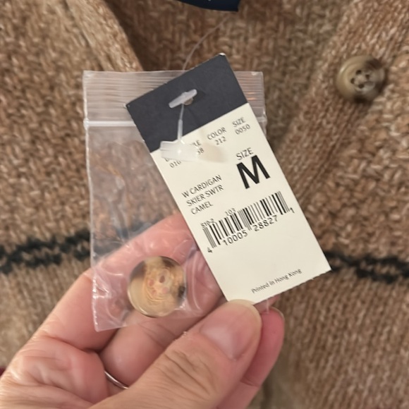 ❄️ Women’s Eddie Bauer NWT ⛷️ 
Ski Pattern Sweater - Picture 2 of 5